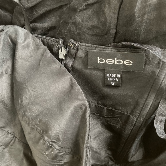 Bebe 100% silk tiered dress - Picture 7 of 9